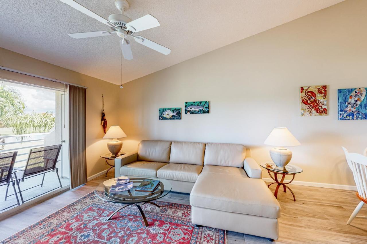 Sea And Tee Apartment St. Petersburg Exterior photo